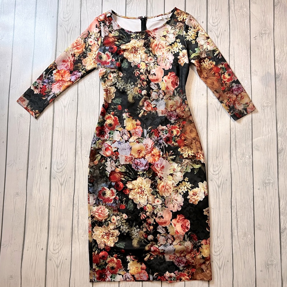 Gorgeous floral bodycon dress size small New York and company